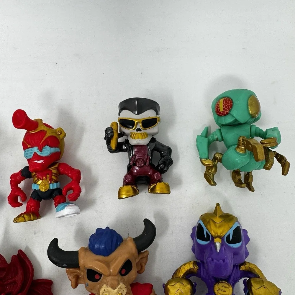 Bundle Lot of 9 Treasure X Figures Dragons Moose Toys Gold Play‎